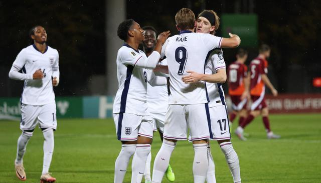 英格兰成为, 萄牙队, I组第一挪